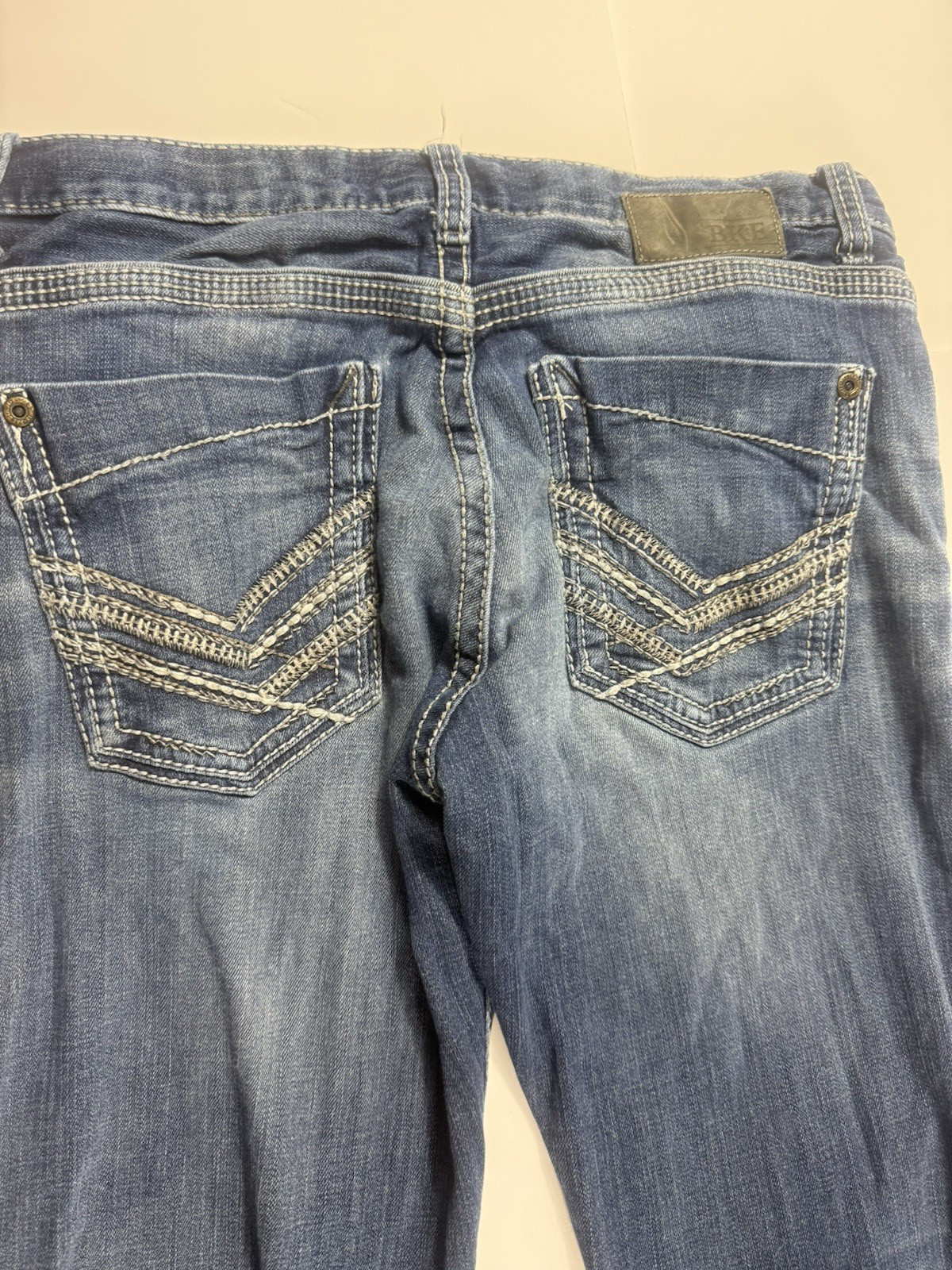 BKE Jeans ~ Jake Straight ~ Size 30R~ Long Length ~ Thick Stitching ~ Very Nice