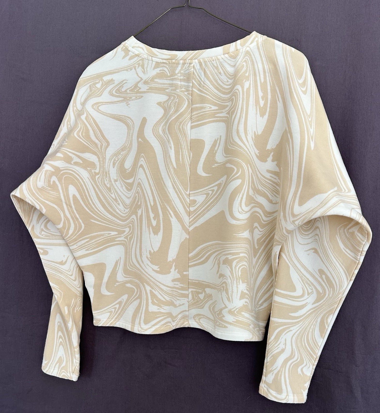Juicy Couture XS Fleece Crop Sweatshirt Beige Marbled Swirl Logo NWOT