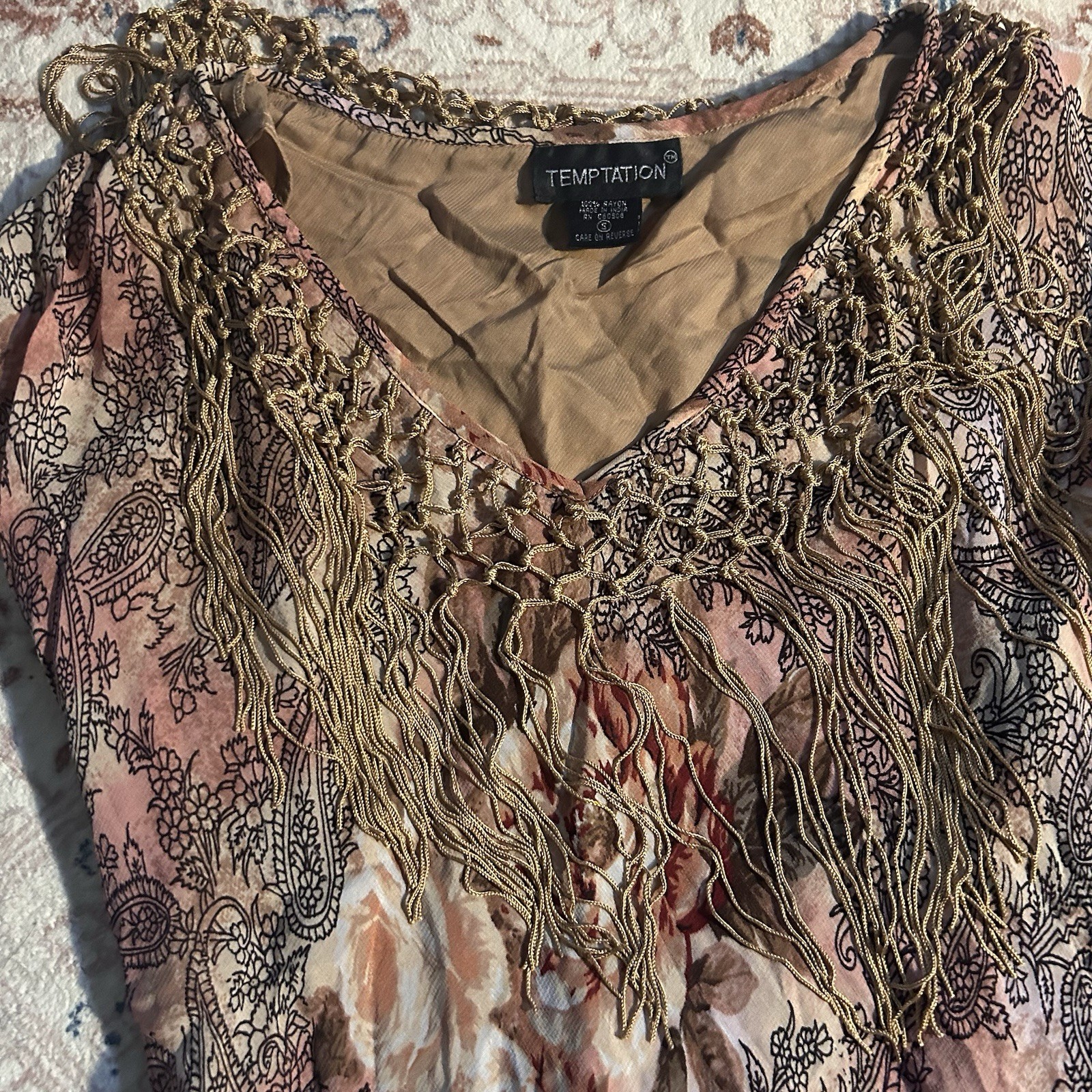 Temptation Women’s M Silk Chiffon V-Neck Long Sleeve Floral Fringe Dress