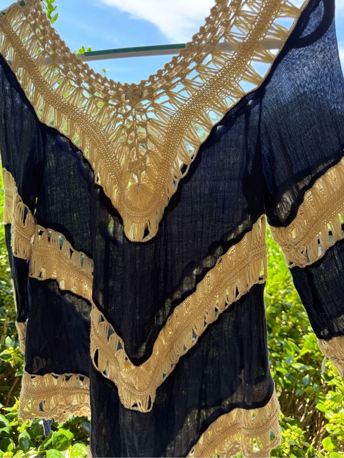 Umgee USA Boho Crochet Lace Tunic Top Medium Black Cream Fringe Festival