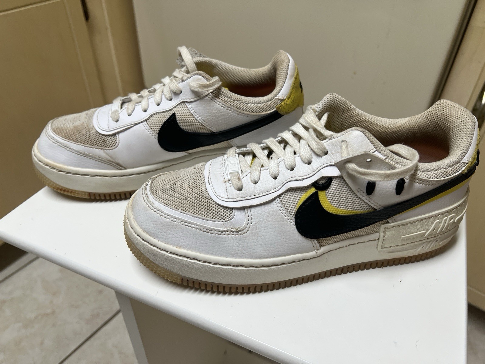 Size 9 Women’s- Nike Air Force 1 Shadow Go The Extra Smile Used Good