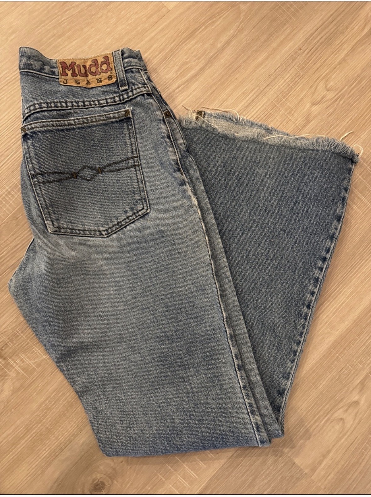 Mudd Blue Denim Flared Jeans Button Fly High Rise 5-Pocket Women Size 9