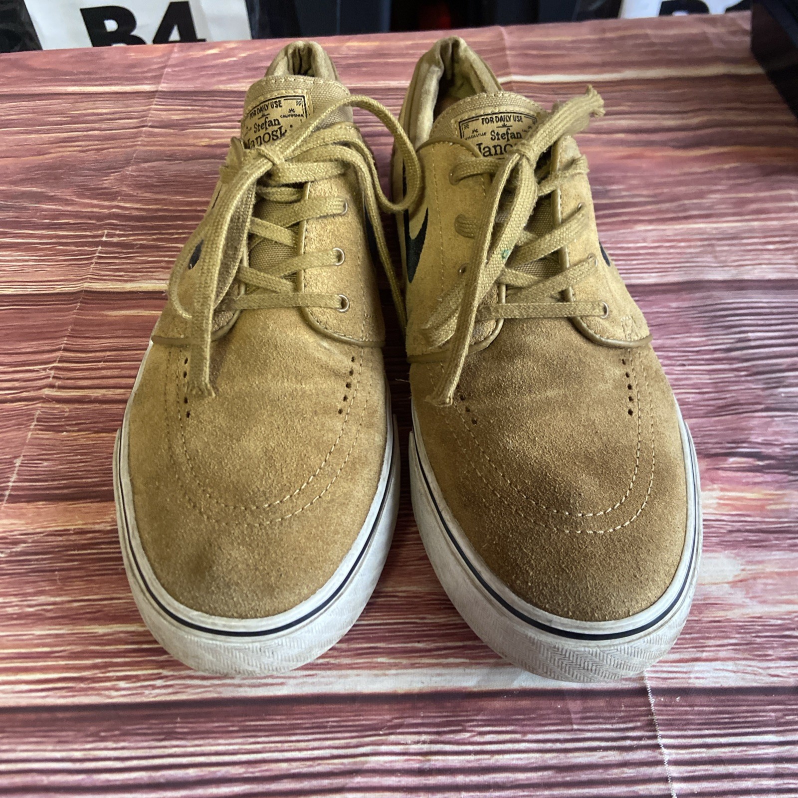 Nike SB Zoom Stefan Janoski Golden Brown Suede 2017 333824-215 Mens Size 12