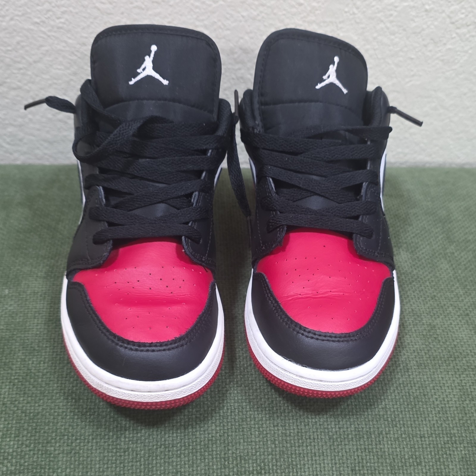 Jordan Air Jordan 1 Low GS Sneakers Black/Red/White US 5Y 553560-612