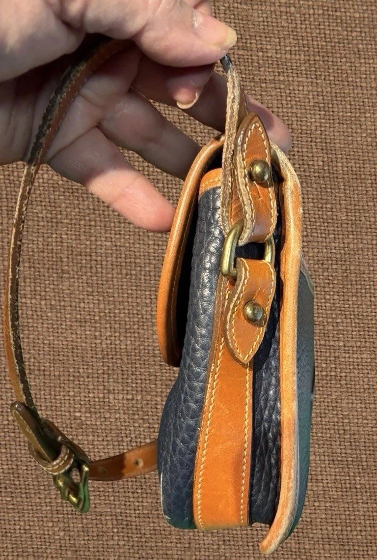 Dooney Bourke Navy Blue Vintage Flap Equestrian Tack Bag All Weather Leather