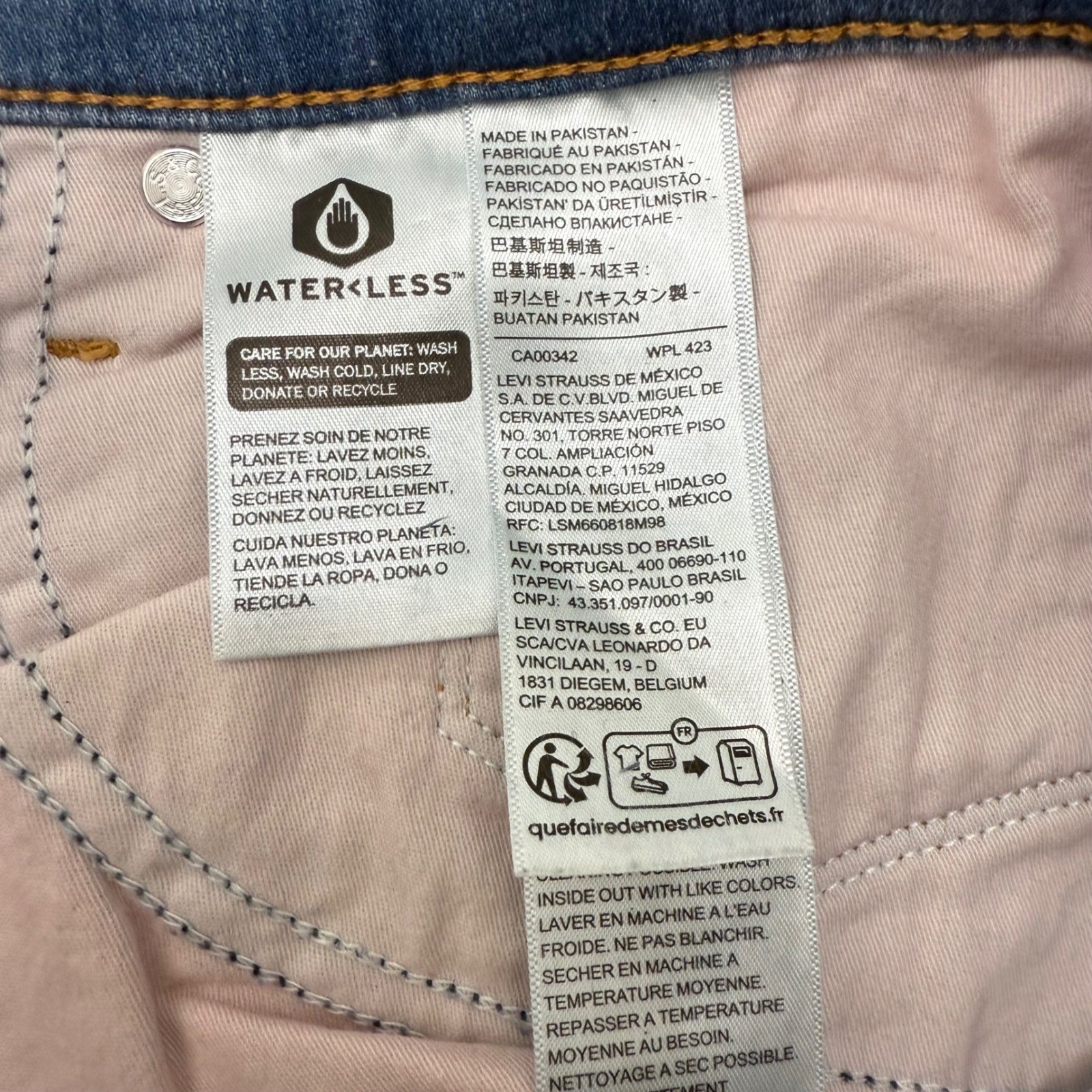 Levis 311 Shaping Skinny Jeans Blue Mid Rise Stellar Stretch 34 (36×30)