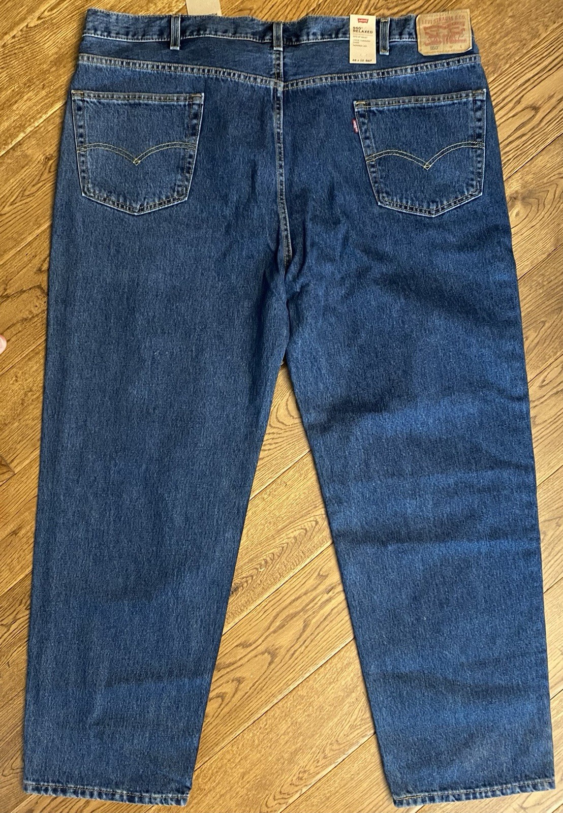 Levi’s 550 Denim Mens NWT Jeans 48 x 32 Relaxed Fit Zip Fly – New