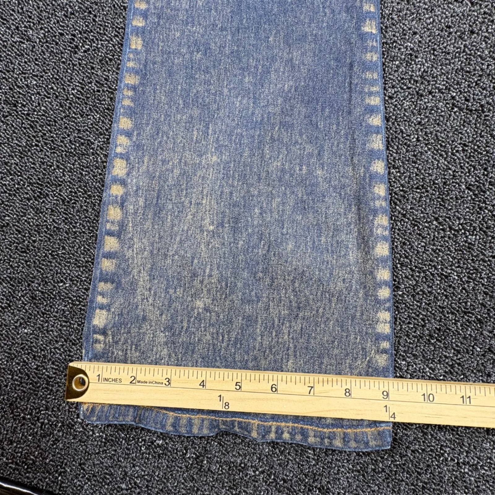 Vintage Bongo Let Me B. Flocked Flare Jeans Womens 1 Button Fly No Back Pockets