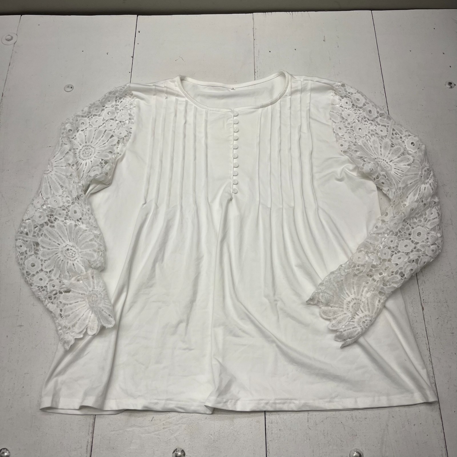 White V-Neck 1/4 Button Lace Long Sleeve T-Shirt Women’s Size 5X-Large