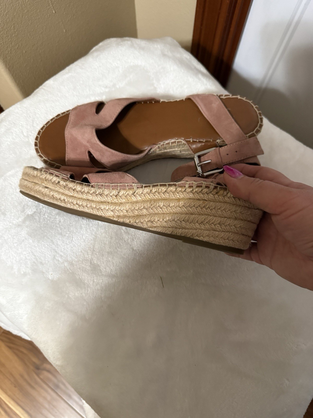 Franco Sarto Pellia Espadrille Wedge Sandals in the Mauve Suede US 8.5