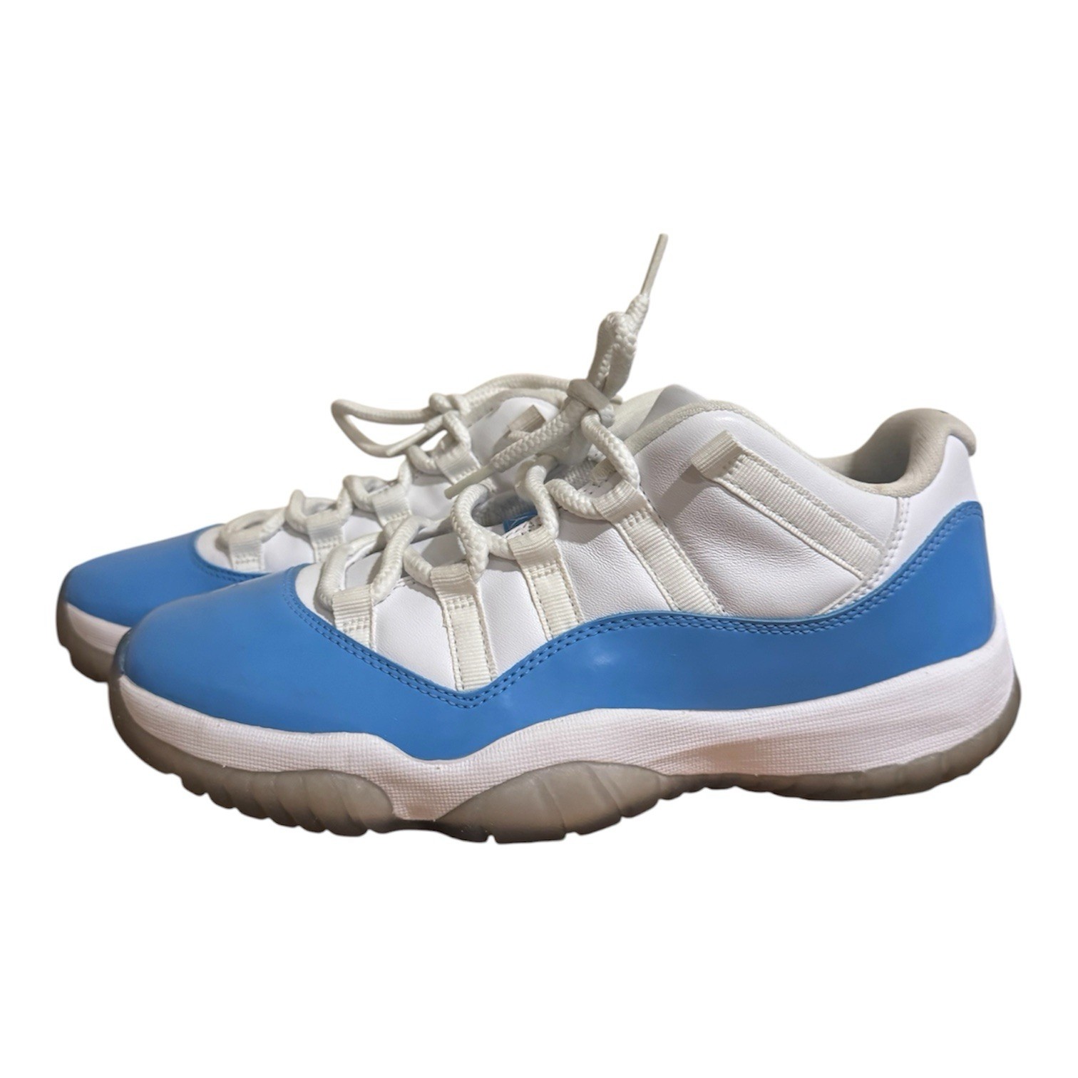 Air Jordan 11 Low White/University Blue, Size 8