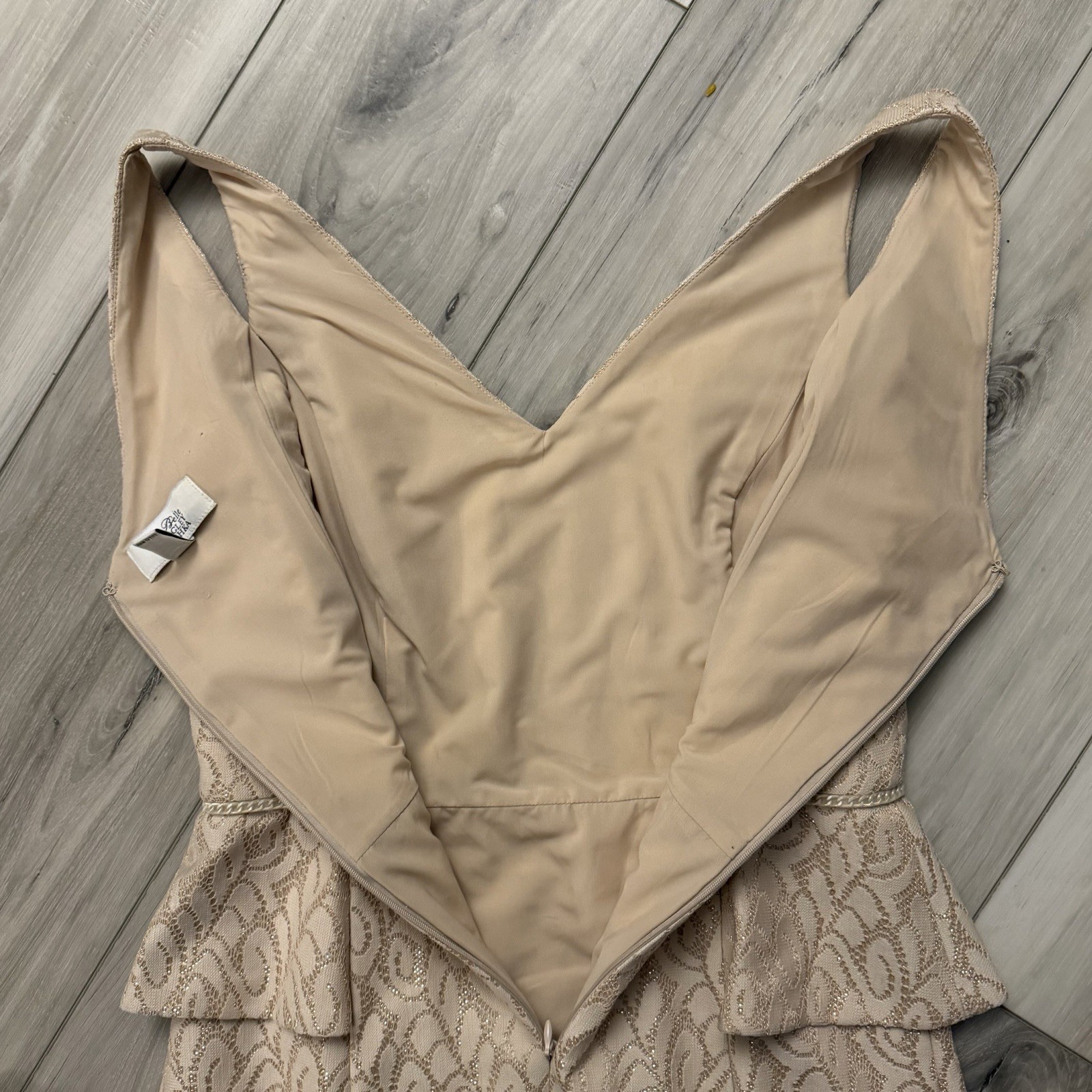 Belle Badgley Mischka Champagne Gold Peplum Dress Size 4 Wedding