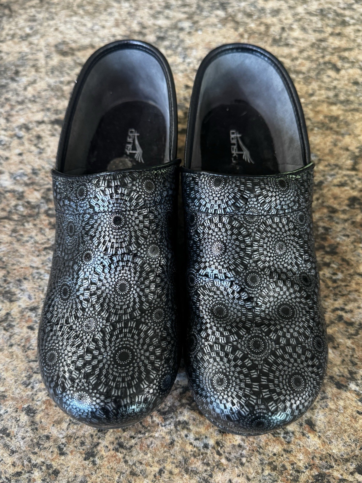 Dansko Professional Black Patent Leather Clog Slip-On Comfort Size 10.5 EUR 41