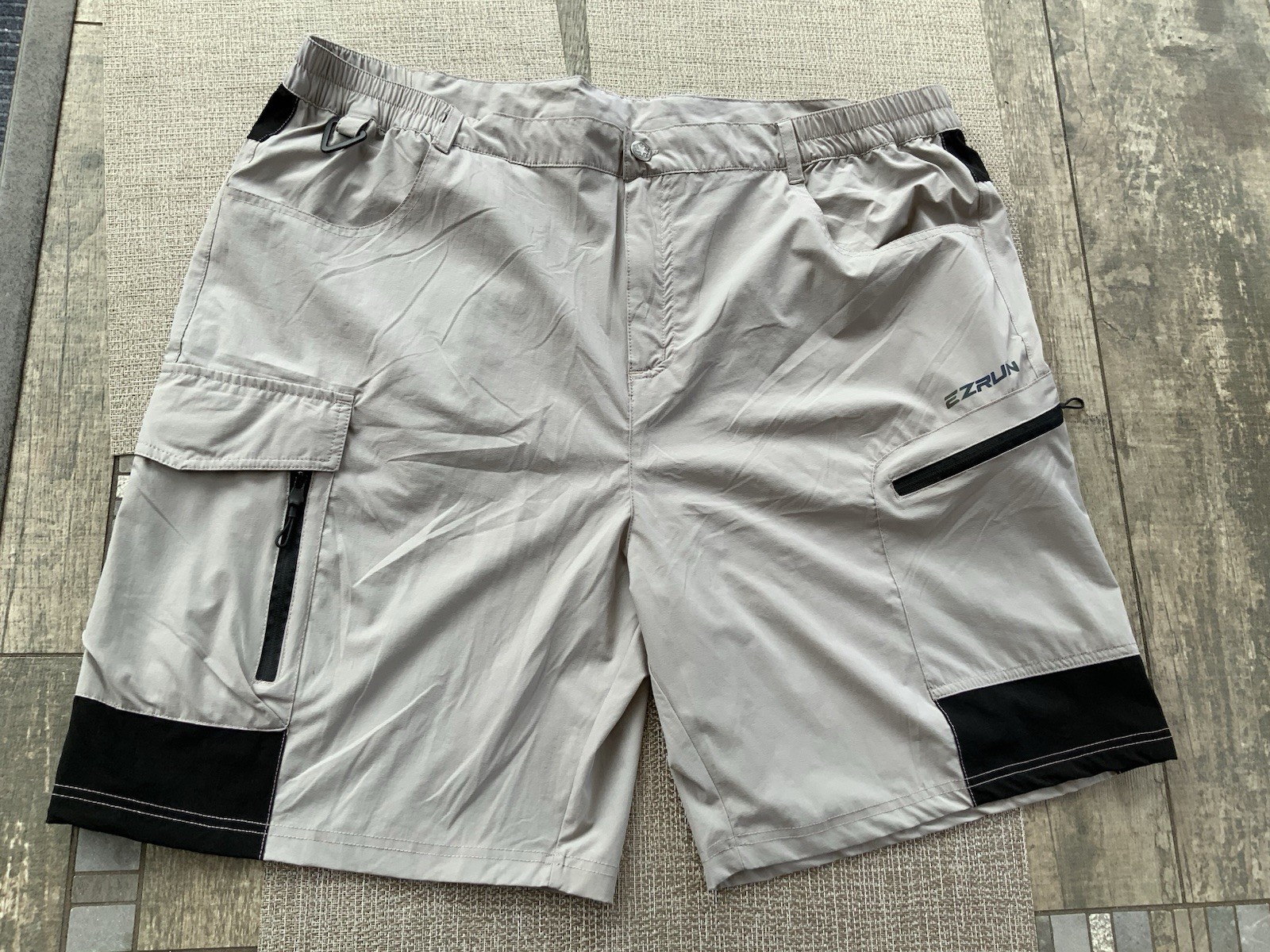 EZRUN Men’s Hiking Cargo Shorts 2XL Gray Black Quick Dry Stretch Nylon Outdoor
