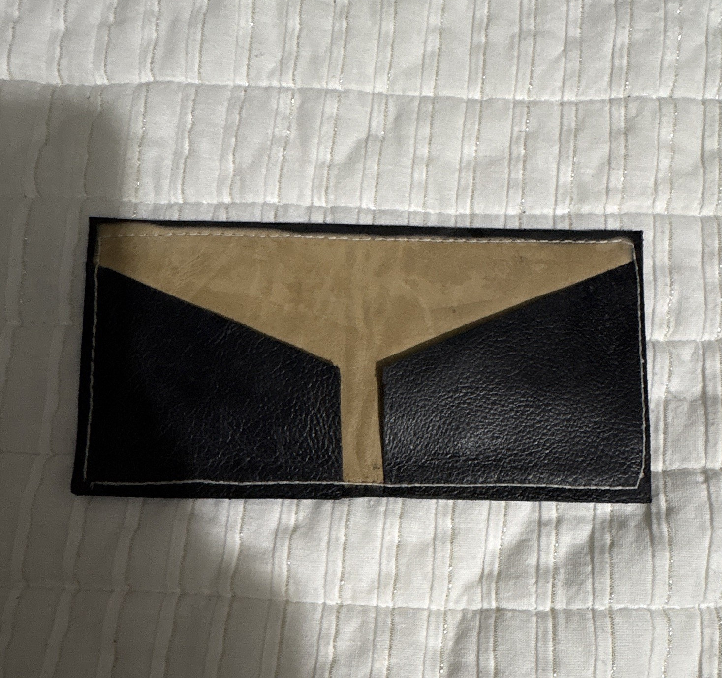 Men’s Black & Beige Colorblock Slim Fold Wallet, Classic Men’s Wallet