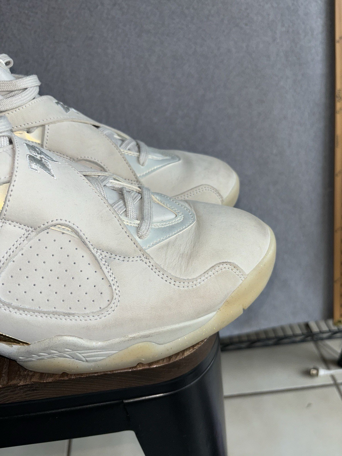 Air Jordan 8 Retro C&C Trophy Champagne 2016 Size 11.5 Pre-owned