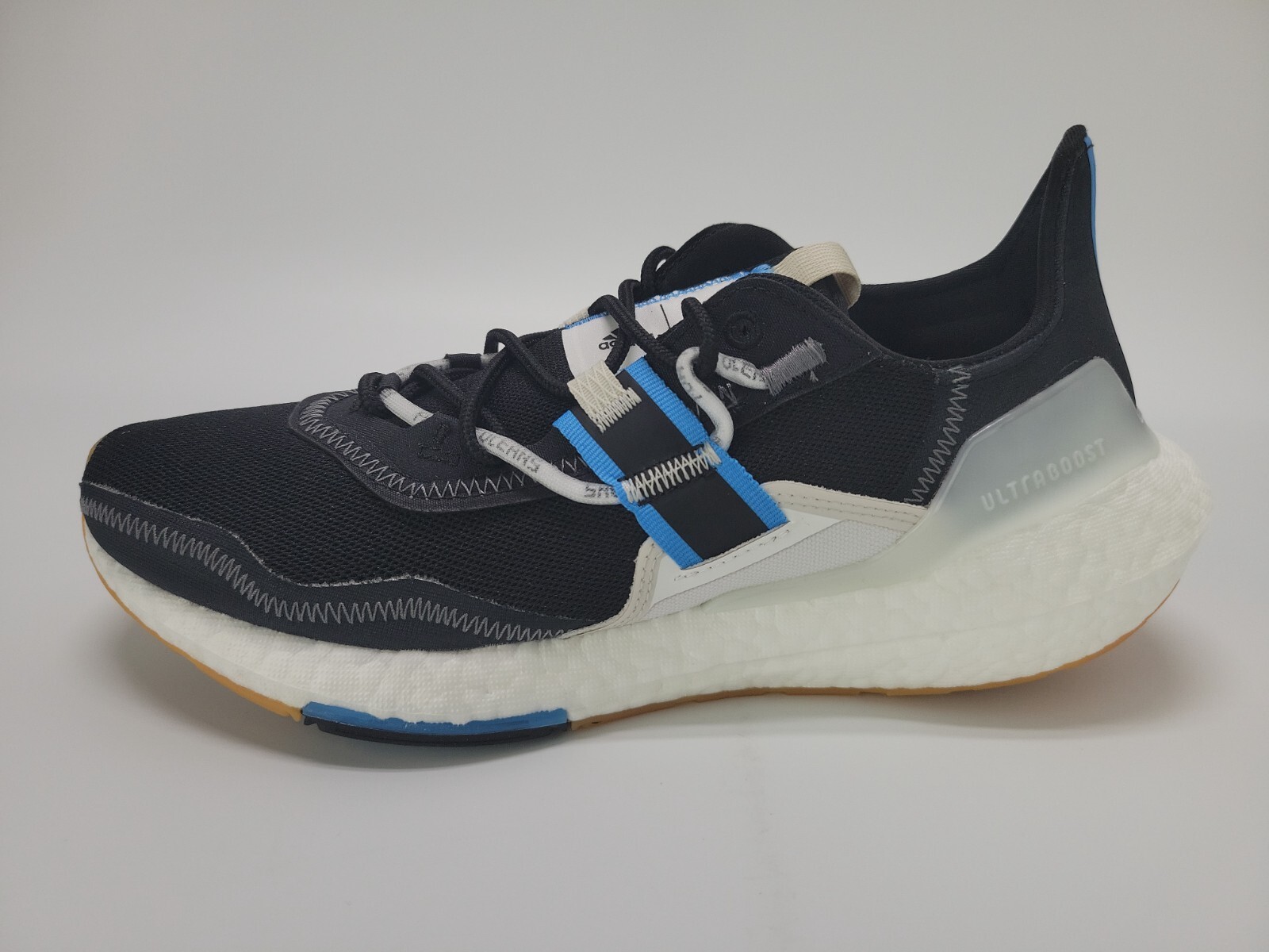 adidas Ultraboost 22 X Parley Women’s Running Shoes Sneaker Black Sz 10 HQ6533