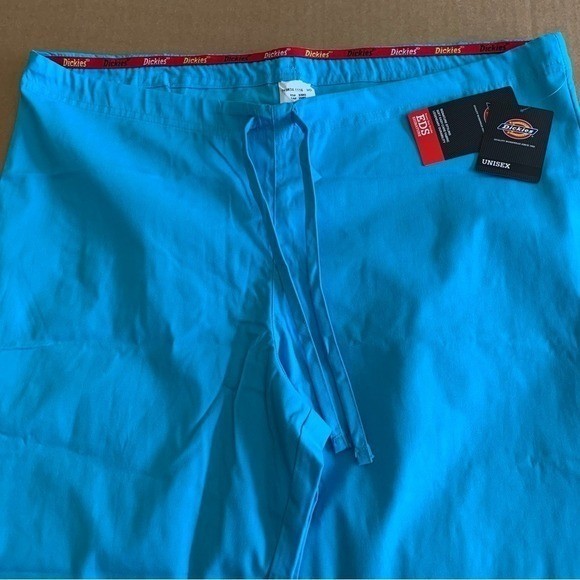 DICKIES SCRUBS.NWT.XS.Unisex. Bottoms.Cotton/Poly blend. Back pocket. Turquoise.