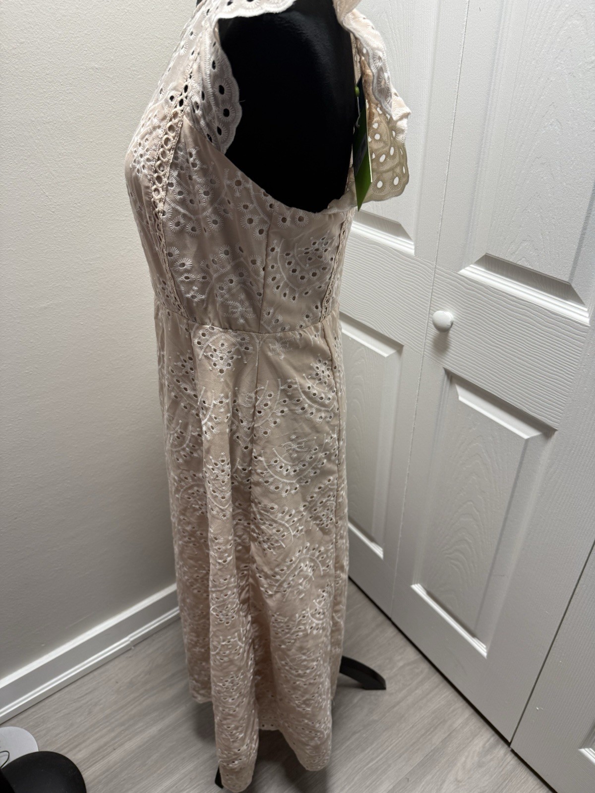 Sam Edelman Natural Solid Eyelet Midi Dress Ruffle Sleeve Round Neck 10 M65223