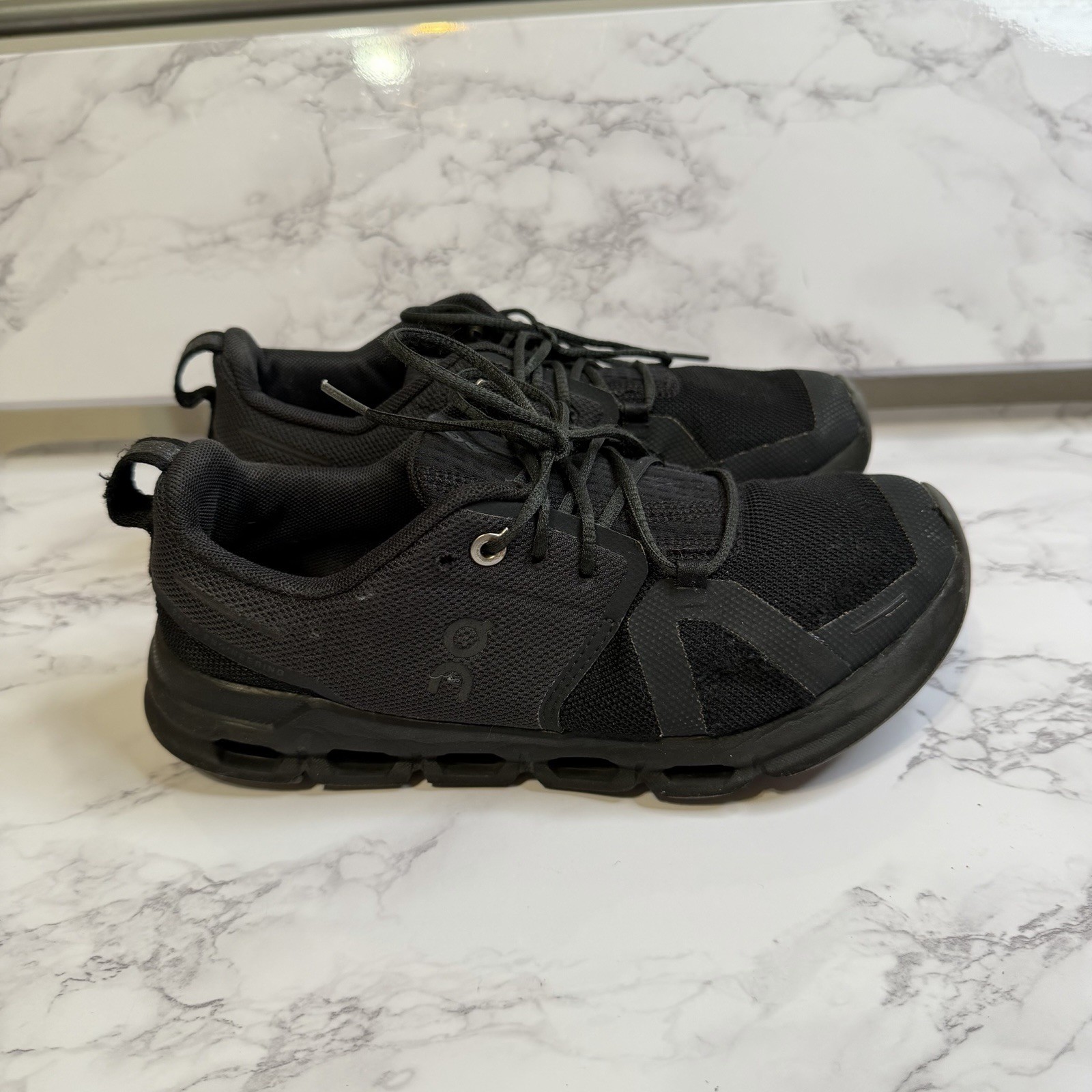 On Cloud Kids Black Mesh Lace-Up Low Top Athletic Sneakers US 4 EU 36