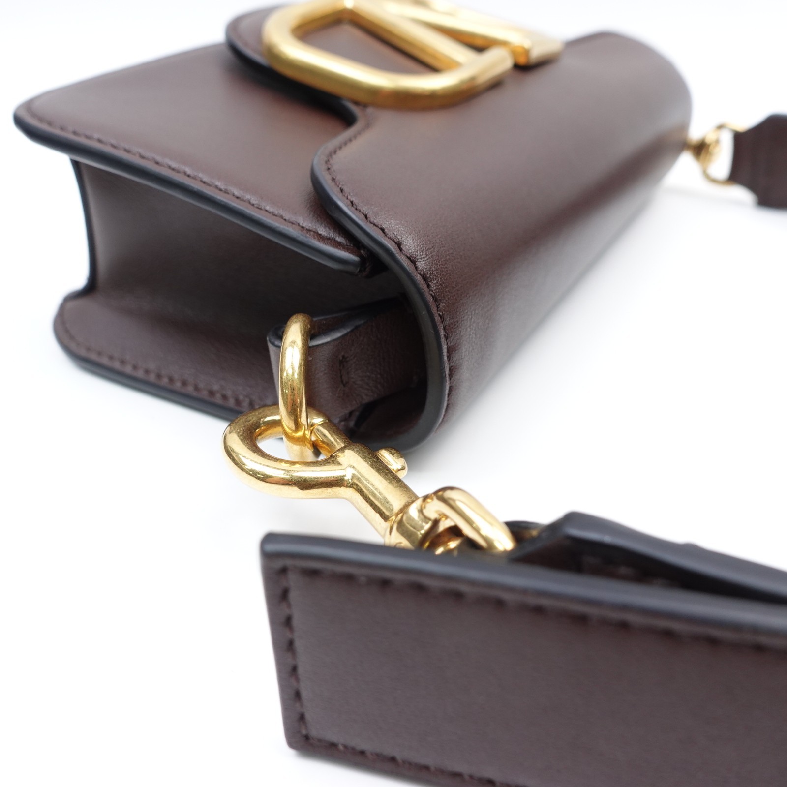 Valentino Super Vee Coffee Leather Shoulder Bag T10336919