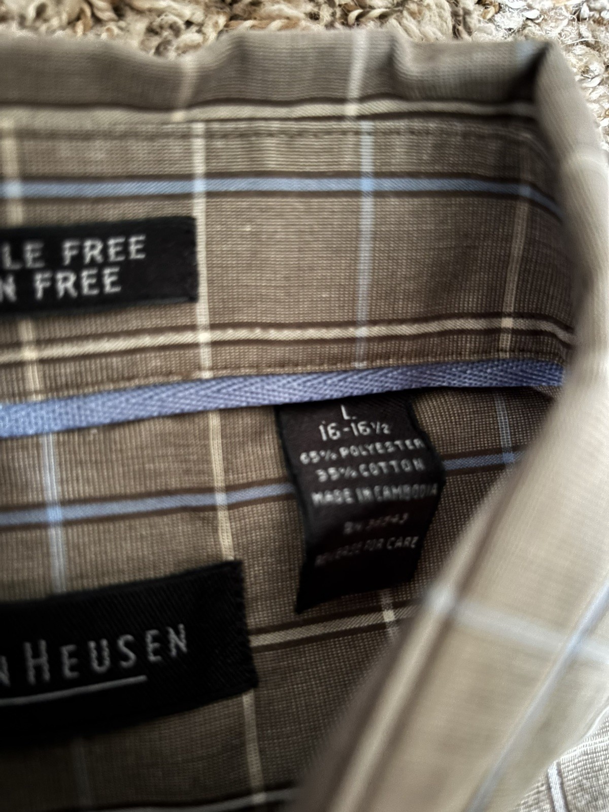 Van Heusen Men’s Wrinkle Resistant Plaid Button-Down Shirt Gray Blue White