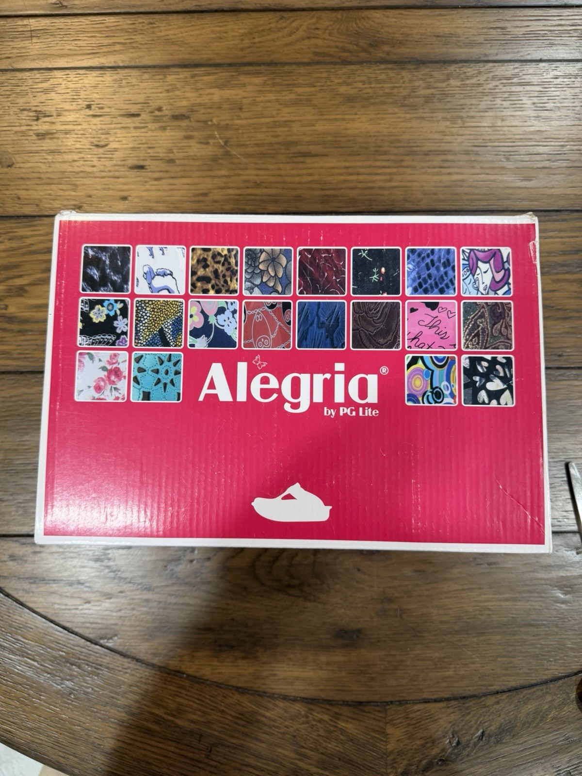 Alegria Clogs With Fur Size 9-9.5