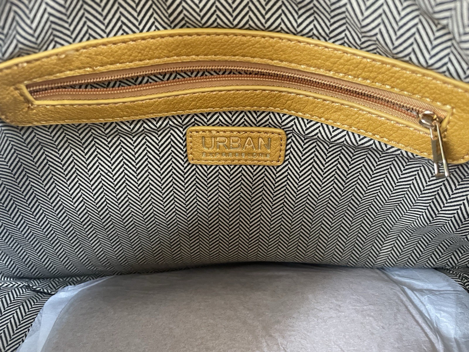 Urban Expressions Large Yellow Pebbled Tote Zip Top, Inner Pockets, Gold HW -NWT