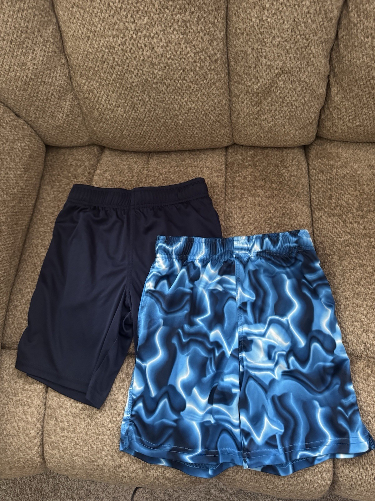 Athletic Works Boys Activewear Athletic Shorts Lot of 2 Blue/Navy Abstract M (8)