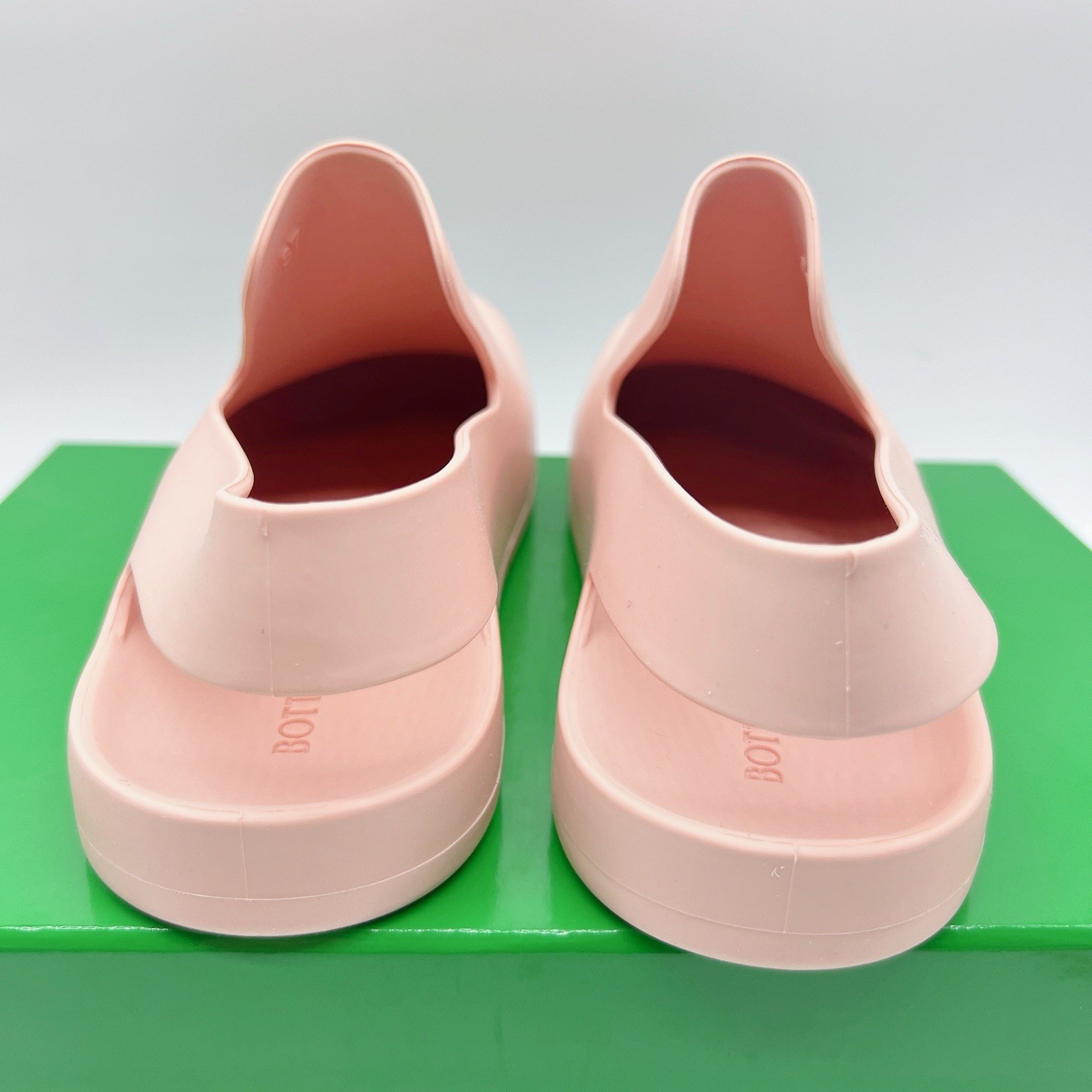 Bottega Veneta Puddle Sandals Peachy Pink Rubber Slingback Mule Clog Flats EU 38