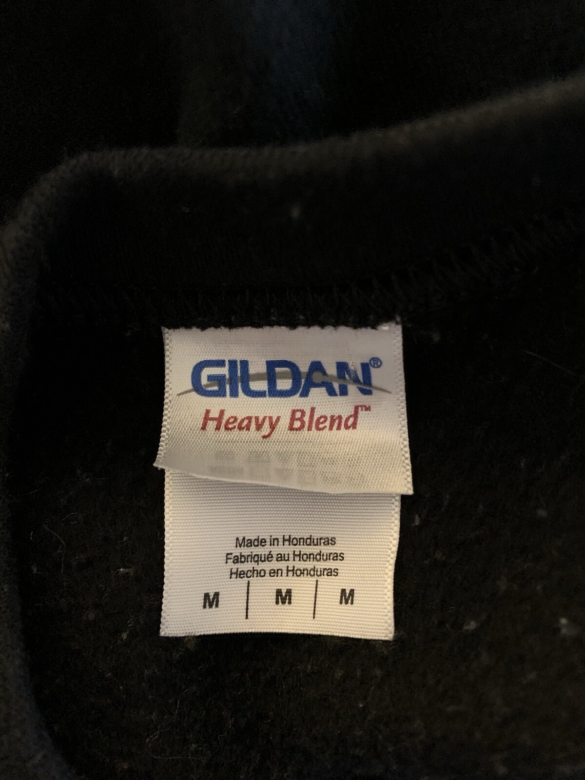 GILDAN “VOLUNTEER” BLACK COTTON POLYESTER BLEND SWEATSHIRT – SIZE M