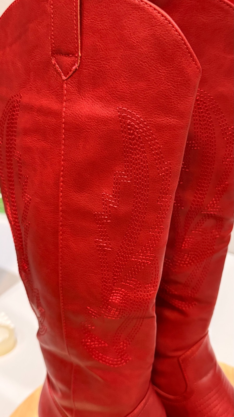 Pierre Dumas Women’s Red Cowboy-Style Knee-High Boots – 8.5 US