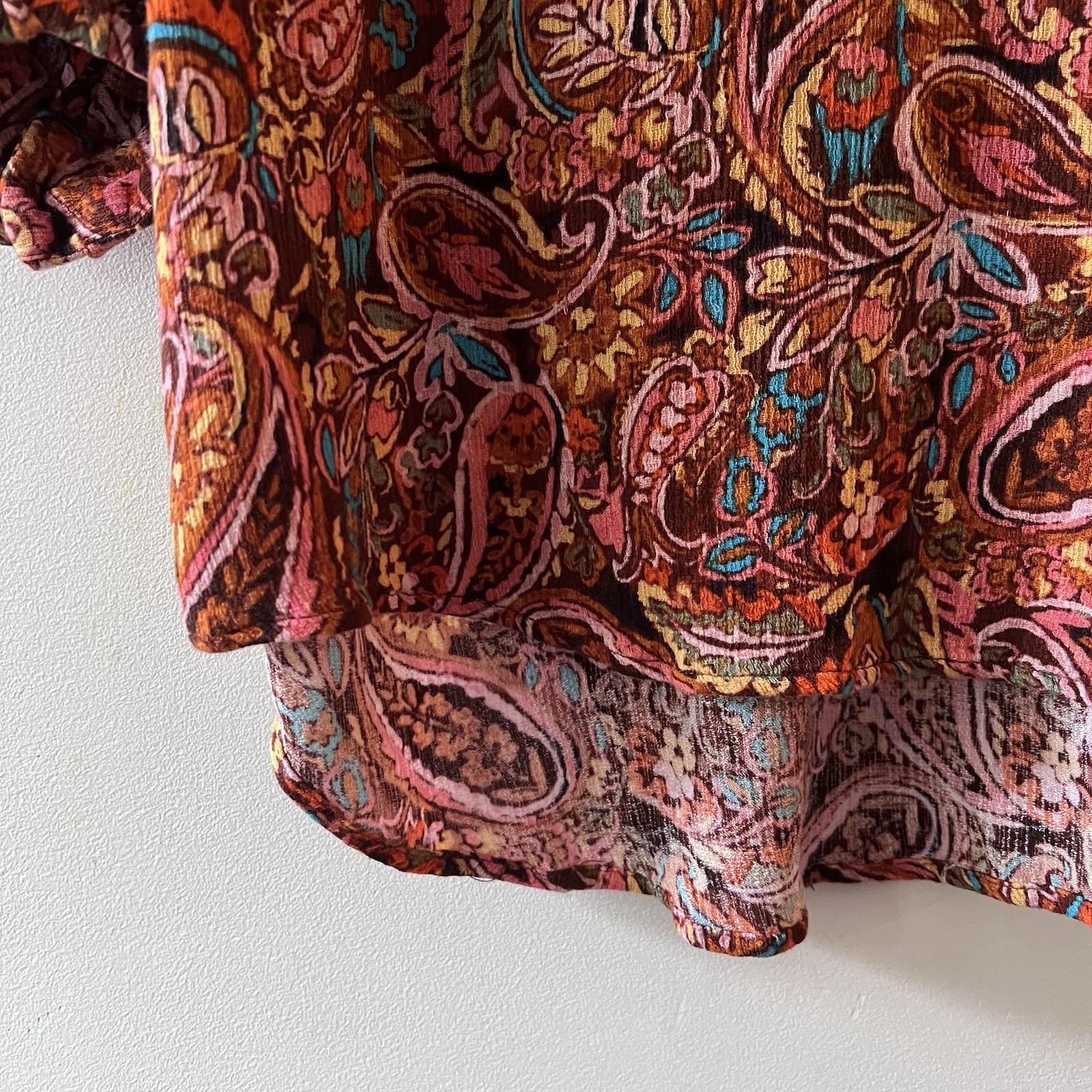Democracy Paisley Multi-color V-Neck Blouse 3/4 Sleeves Lightweight L EUC