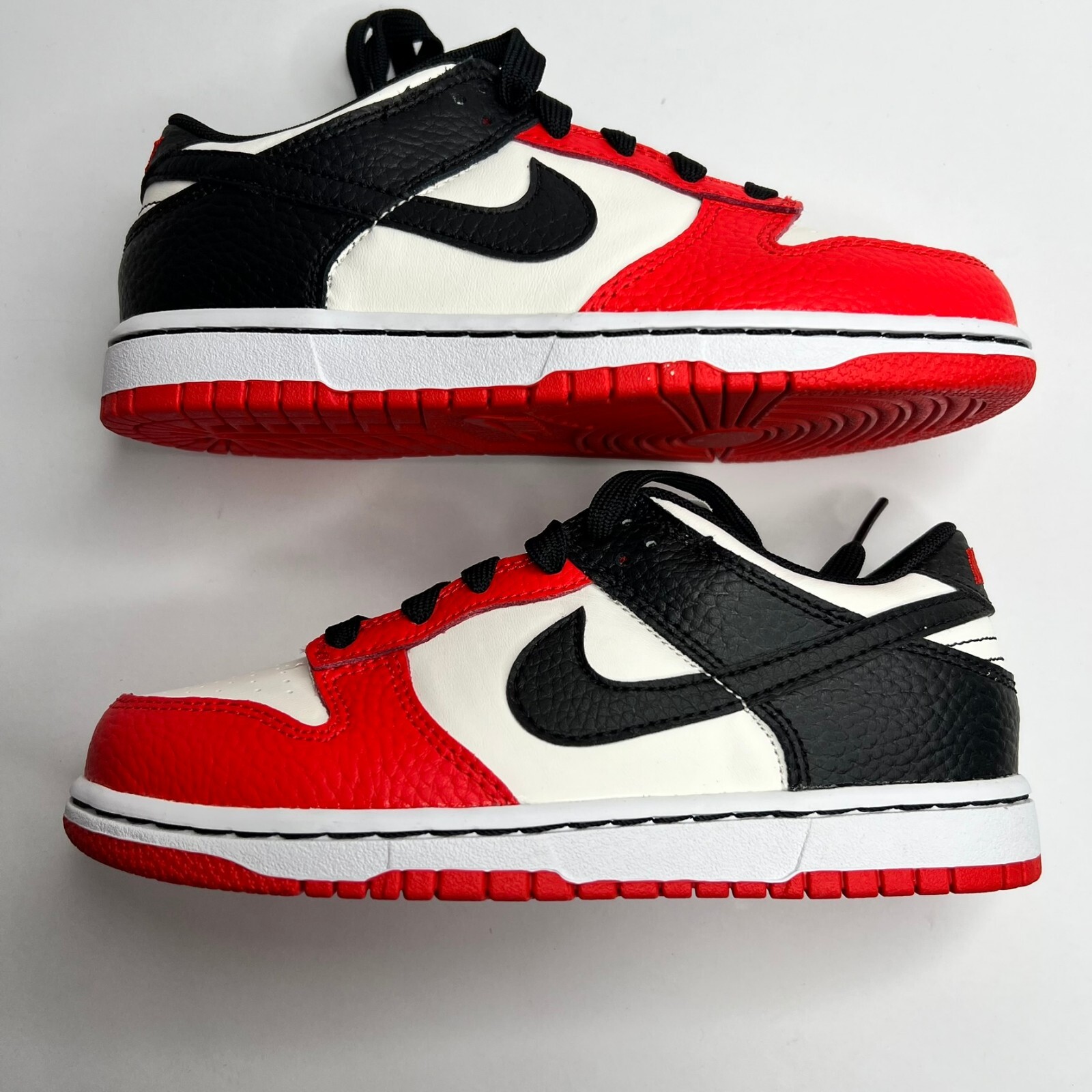 NBA × Nike Dunk Low EMB ‘75th Anniversary Chicago Bulls’ DC9564-100 Size 1Y BNIB