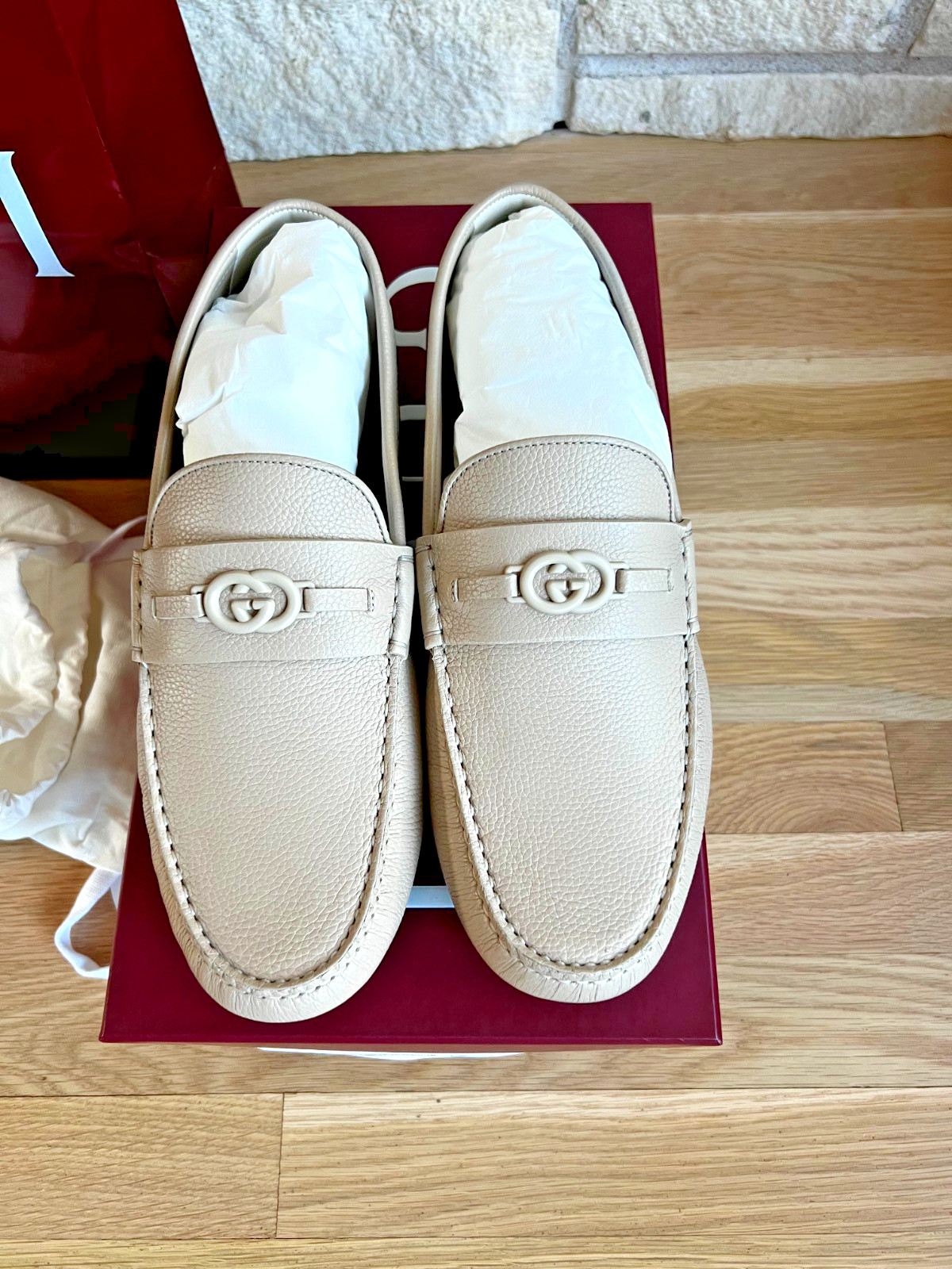 Gucci Men’s Driver Loafer Beige Oatmeal Leather UK 9 US 9.5 New in Box Authentic