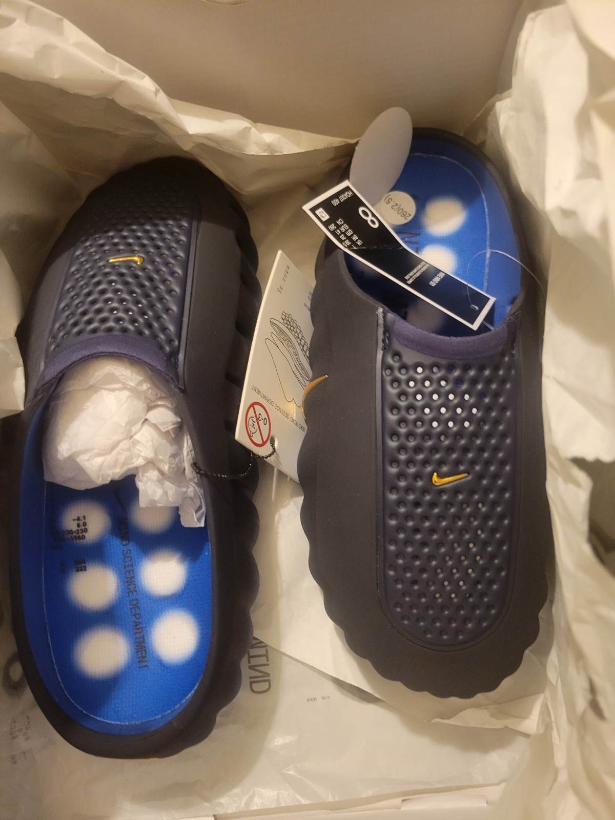Nike mind slides 001