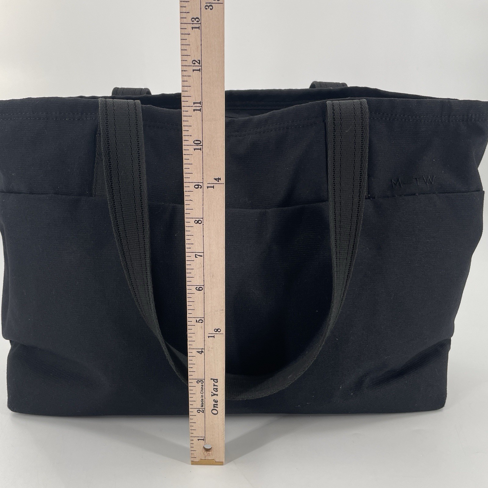 Moment Travelwear M-TW Tote Bag 19L in Black – Nylon – Zip Top Closure
