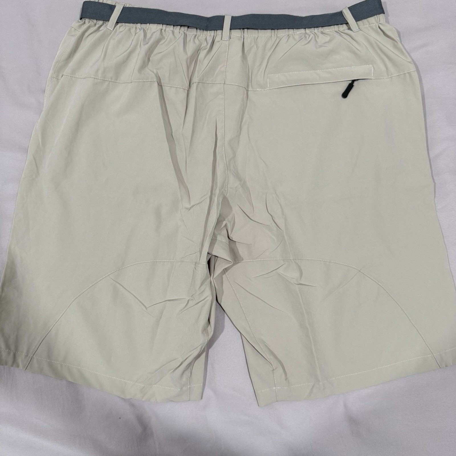 Men’s Stretch Quick Dry UPF 50+ Cargo Shorts In Khaki – XL