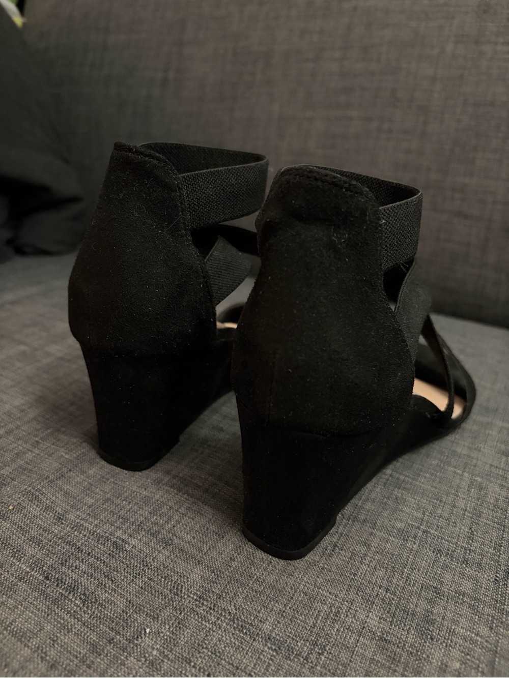 DREAM PAIRS Black Suede Elastic Criss Cross Block Heel Sandals Women’s Size 7.5