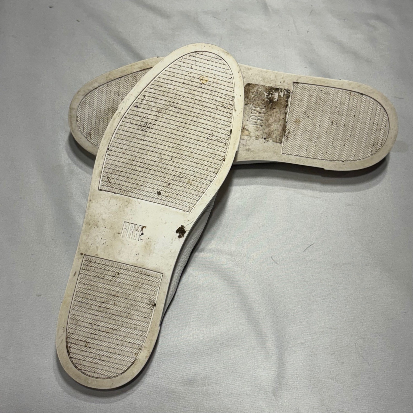 Frye Ivy Mule Sneakers Womens 7 White Pebbled Leather Slip On Shoes 3479173-WHT