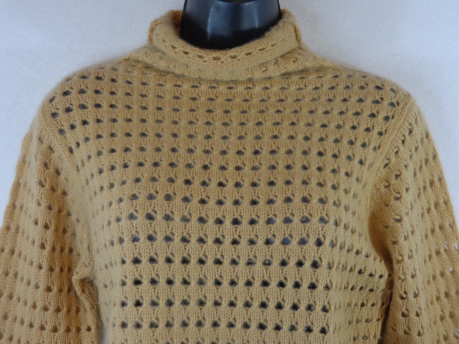 Cullen Sweater Women’s S Light Peach 100% Cashmere Turtle Neck Open Knit