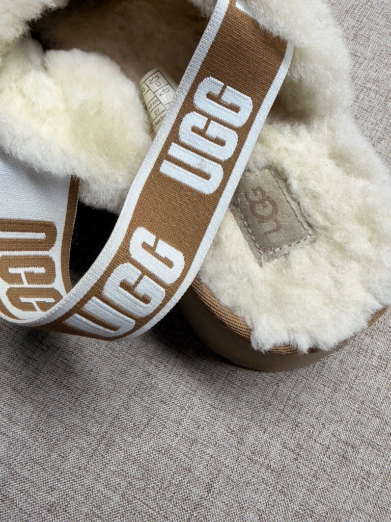 UGG Disco Cross Slide Sandals Womens 10 Chestnut Shearling Platform Slingback