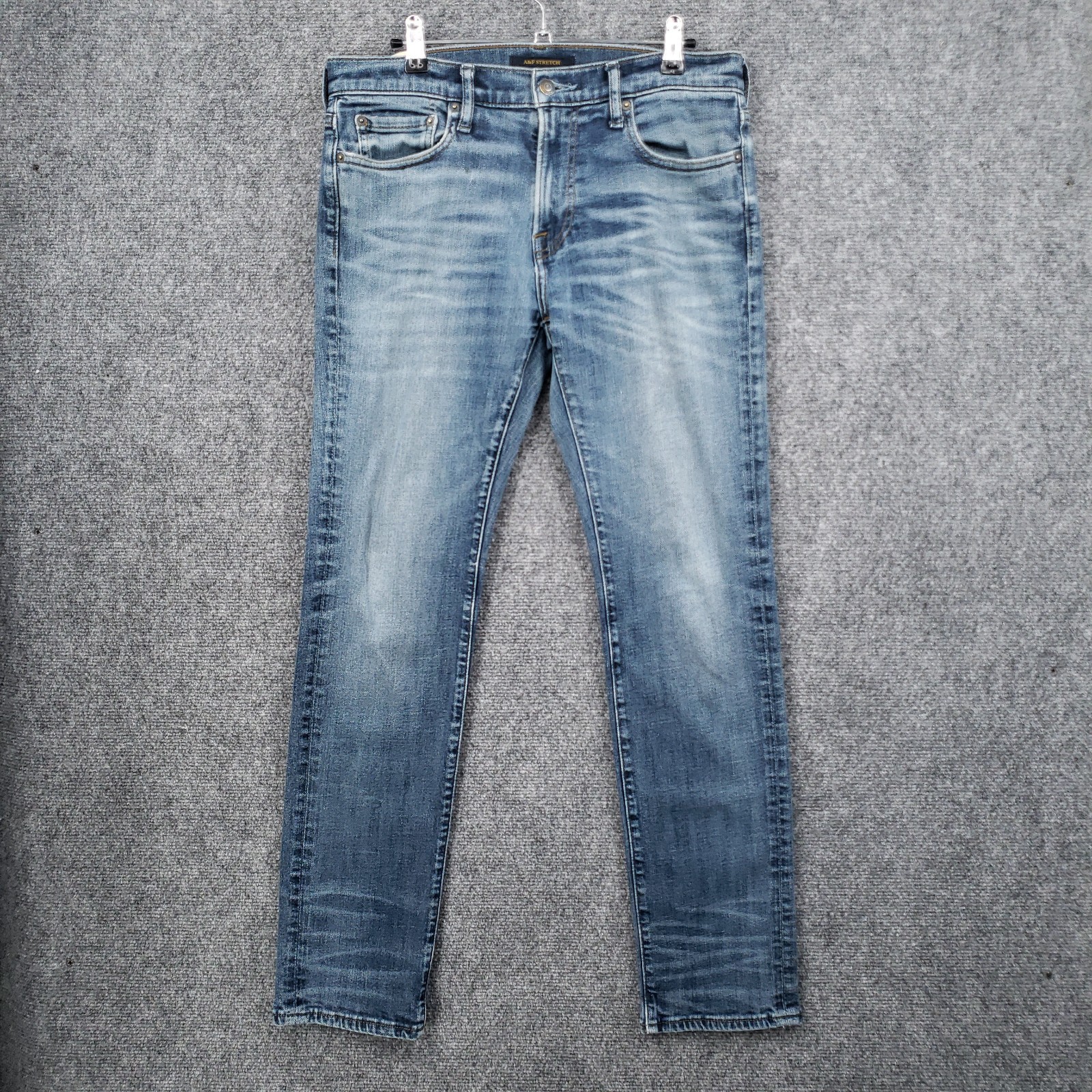 Abercrombie & Fitch Jeans Mens 31×30 Blue Skinny Leg Dark Wash Whiskered Denim