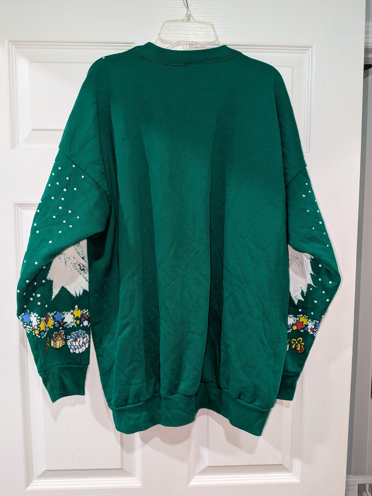 Holiday Time Christmas Crewneck Graphic Sweatshirt Santa Reindeer Green 20W