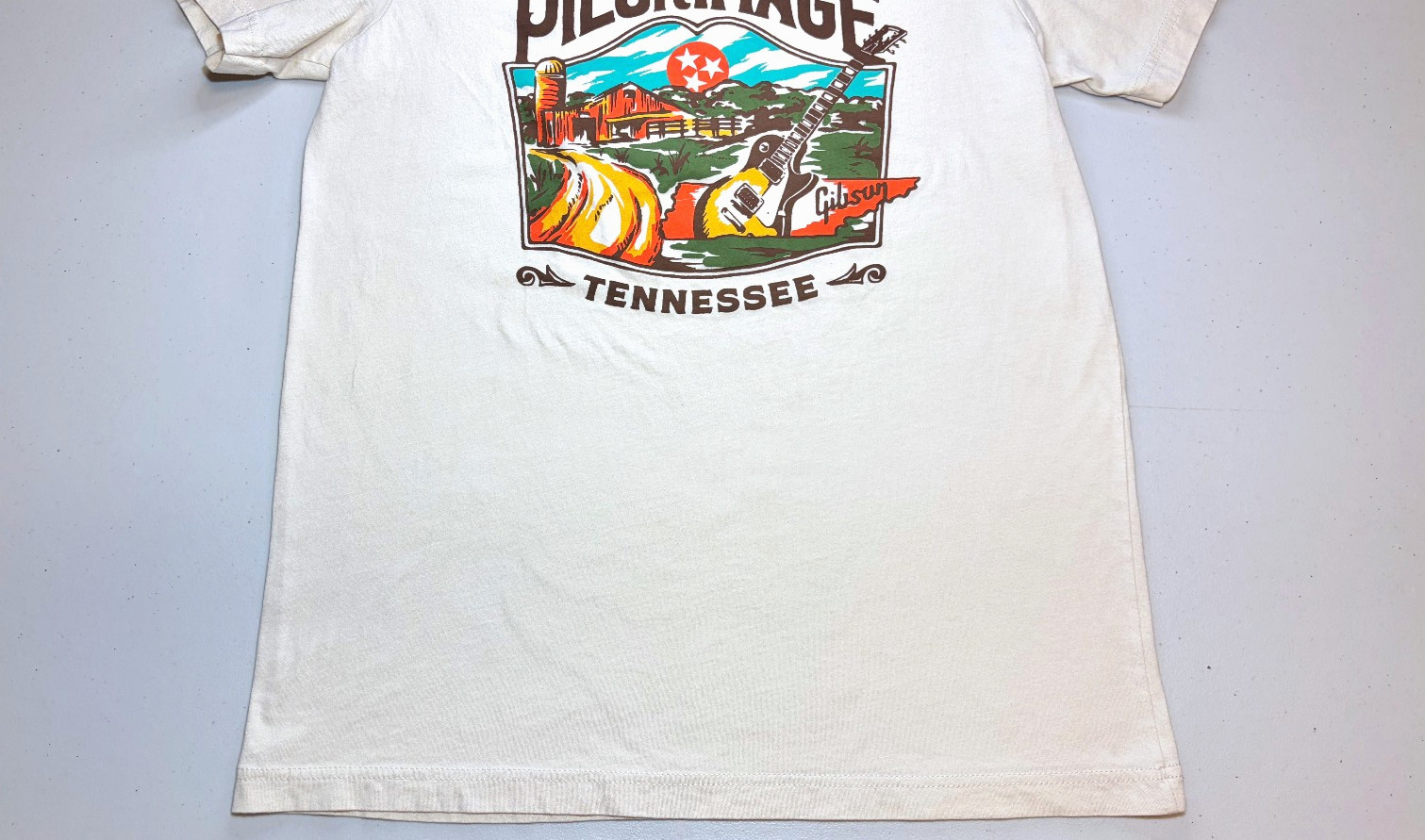 GIBSON Guitars MAKE THE PILGRIMAGE TENNESSEE T-SHIRT, Men’s Size LARGE