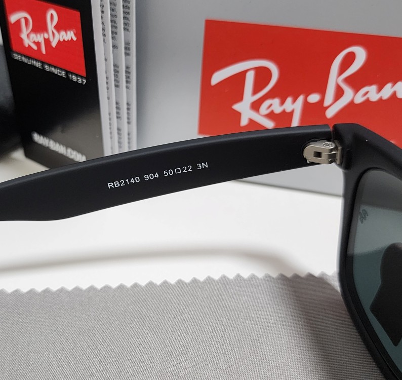 Ray-Ban RB2140 Classic Wayfarer Sunglasses Black Frame Glass Gray Lens 50/22 mm