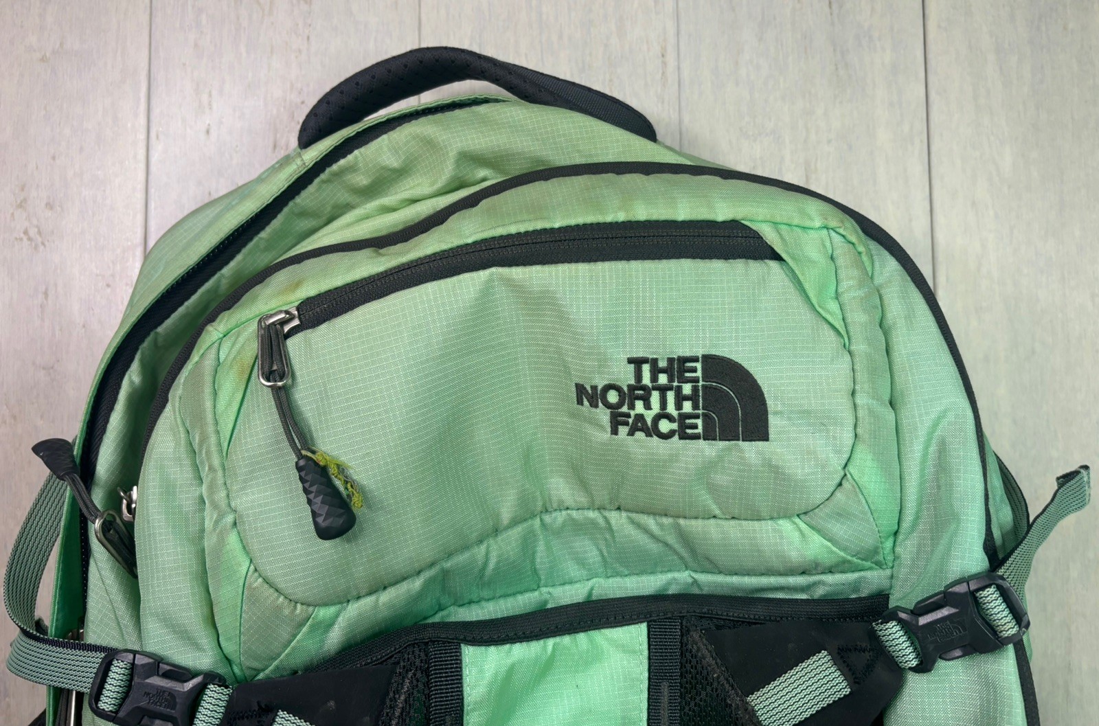 North Face FlexVent Technology Premium Sport Recon Backpack Teal Black