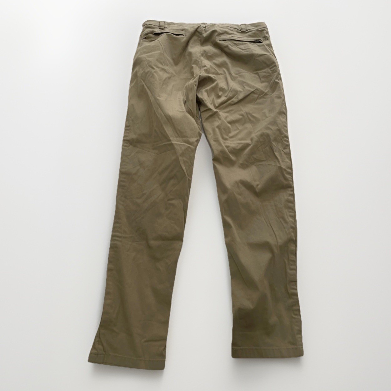 Lululemon Commission Pants Classic Fit 32 waist x 30 length ‘Tofino Sand’ M5440S