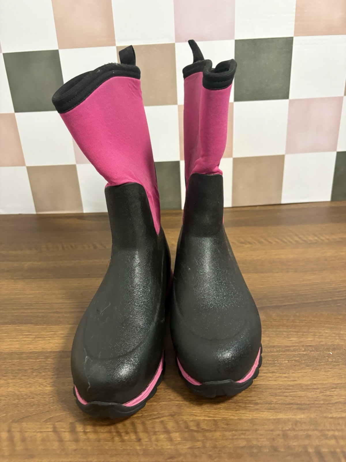 Muck Boot Company Kids Waterproof Boots Black Pink Size 6 Rubber Neoprene