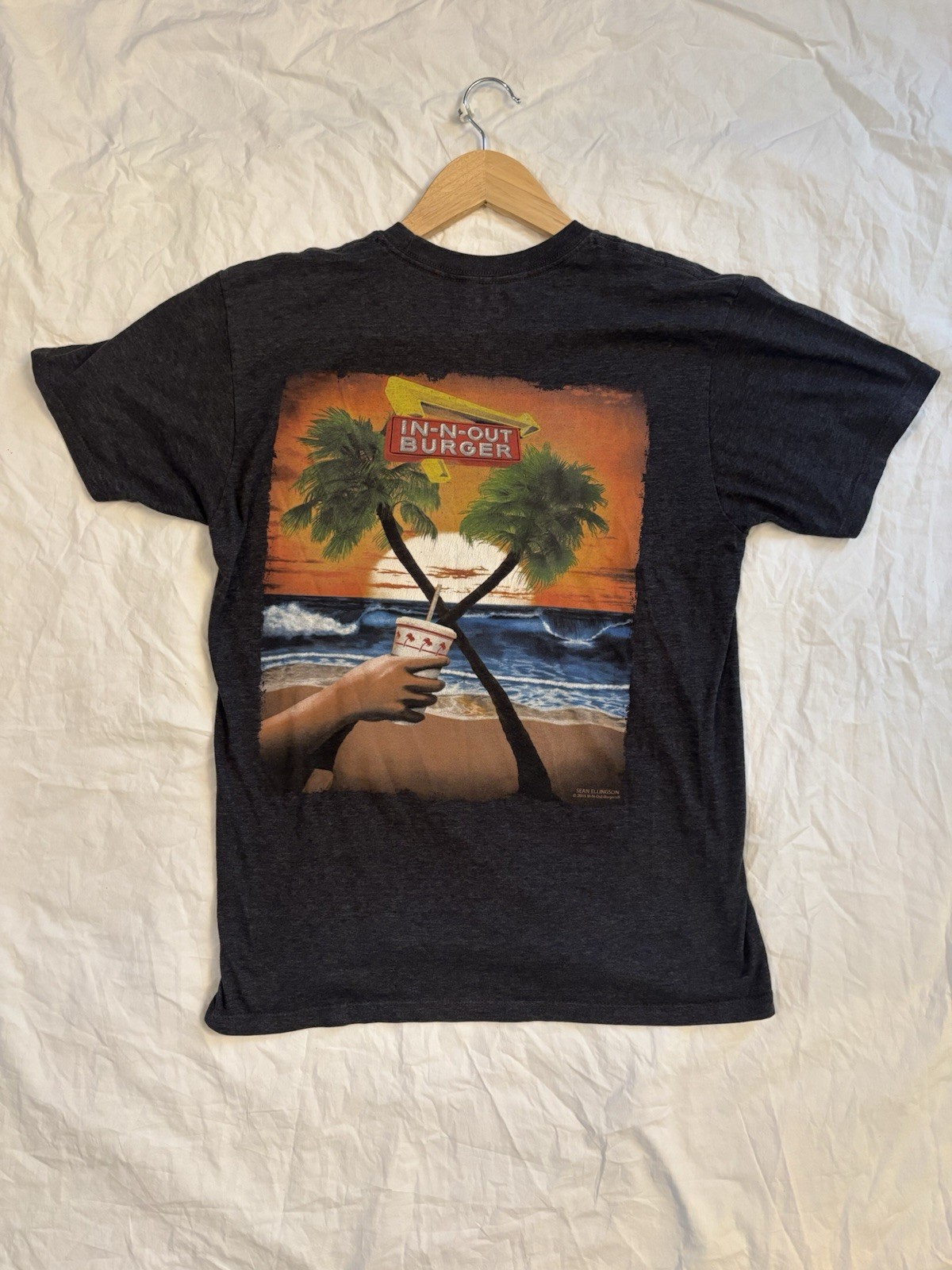 In-N-Out Burger Men’s Size M Gray California Crew Neck T-Shirt